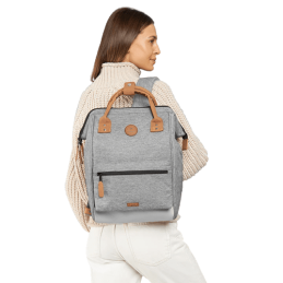 achat Sac à dos isotherme 23L Cbaïa ADVENTURER MEDIUM Gris profil avant porté