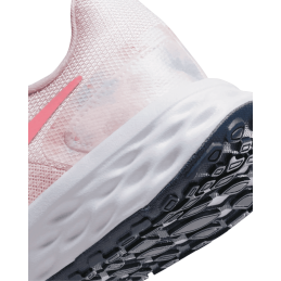 Achat chaussures Nike Revolution 6 Next Nature Premium femme rose détails semelle