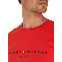 achat T-shirt Tommy Hilfiger Homme LOGO Rouge détails logo