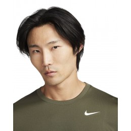 achat T-shirt d'entraînement Nike Homme Dri-Fit LEGENDE Kaki détails